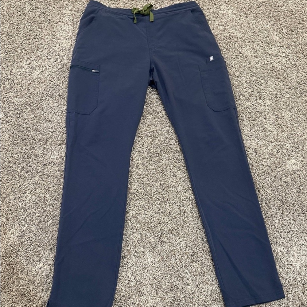 Figs Yola Skinny Scrub pants Size Medium Tall in Quiet Navy